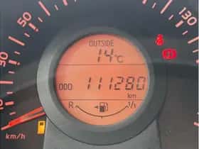 Toyota Aygo (2017) thumbnail 12