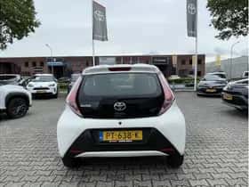 Toyota Aygo (2017) thumbnail 5