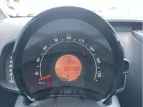 Toyota Aygo (2019) thumbnail 13
