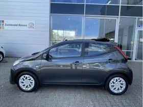 Toyota Aygo (2019) thumbnail 3