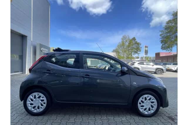 Toyota Aygo (2019) thumbnail 5
