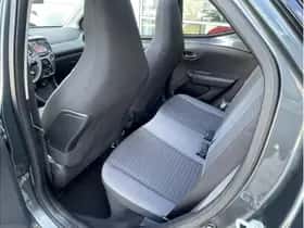 Toyota Aygo (2019) thumbnail 9