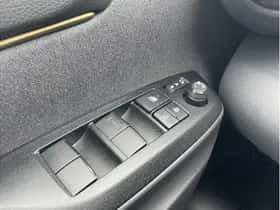 Toyota Yaris Cross (2024) thumbnail 32
