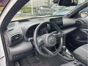Toyota Yaris Cross (2024) thumbnail 6