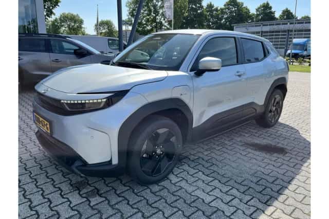 Toyota Urban Cruiser (2026) thumbnail 2