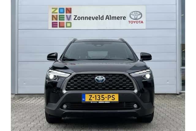 Toyota Corolla (2024) thumbnail 4