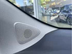 Toyota Yaris (2018) thumbnail 24