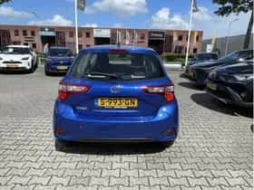 Toyota Yaris (2018) thumbnail 5