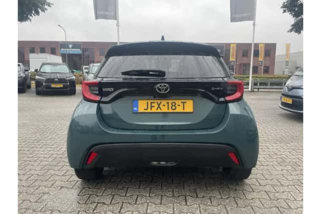 Toyota Yaris (2025) thumbnail 5
