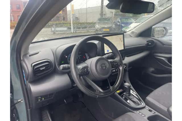 Toyota Yaris (2025) thumbnail 6