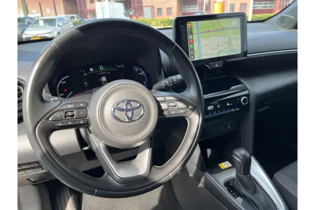 Toyota Yaris Cross (2021) thumbnail 3
