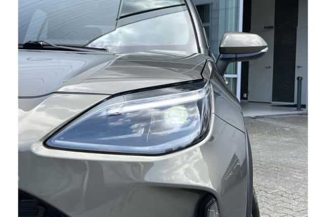 Toyota Yaris Cross (2021) thumbnail 6