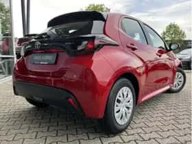 Toyota Yaris (2026) thumbnail 5