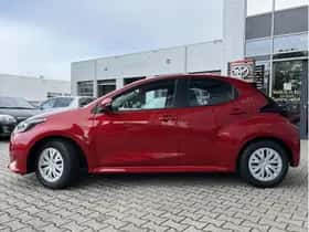 Toyota Yaris (2026) thumbnail 9