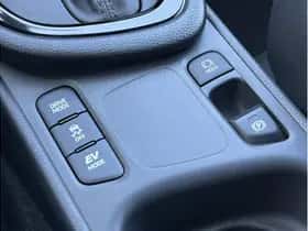 Toyota Yaris (2026) thumbnail 38