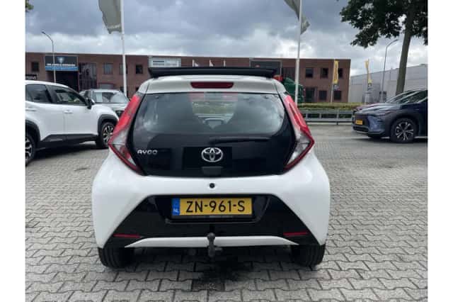 Toyota Aygo (2019) thumbnail 5