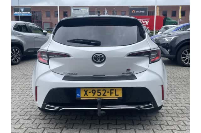 Toyota Corolla (2022) thumbnail 5