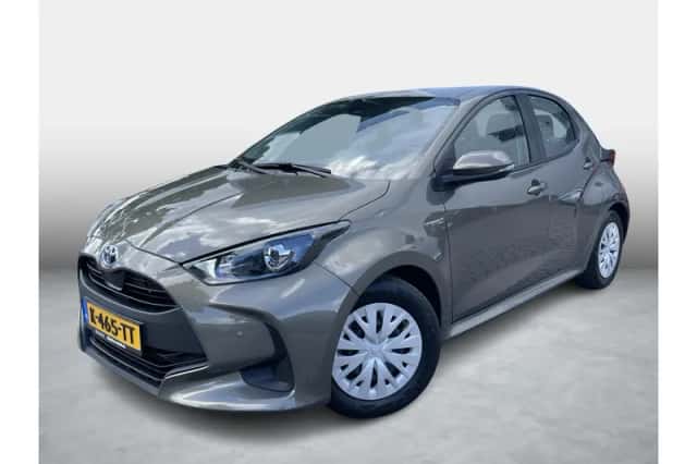 Toyota Yaris (2021) thumbnail 1