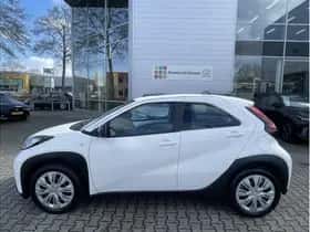 Toyota Aygo X (2025) thumbnail 2