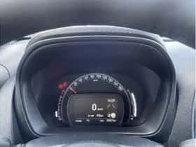 Toyota Aygo X (2025) thumbnail 14