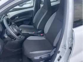 Toyota Aygo X (2025) thumbnail 7