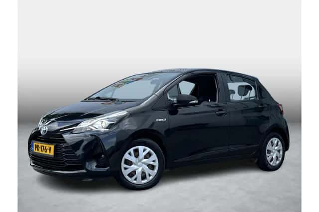 Toyota Yaris (2017) thumbnail 1