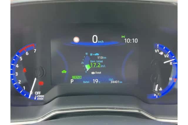 Toyota Corolla (2021) thumbnail 5