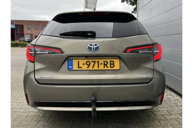 Toyota Corolla (2021) thumbnail 6