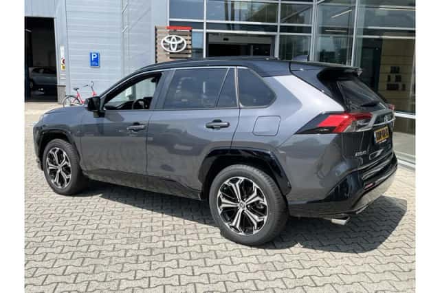 Toyota RAV4 (2026) thumbnail 4