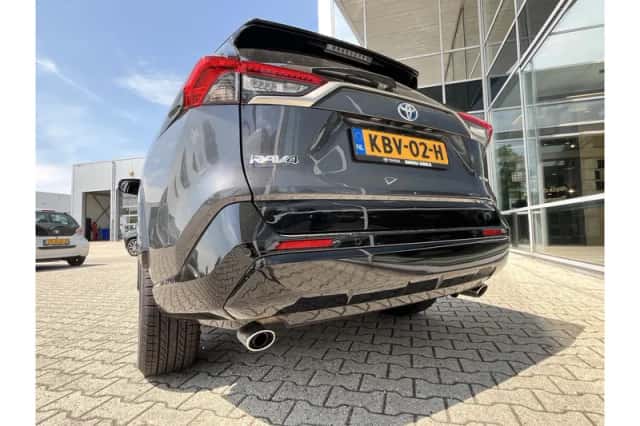 Toyota RAV4 (2026) thumbnail 6