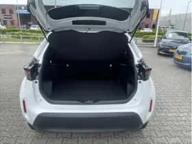 Toyota Yaris Cross (2024) thumbnail 10
