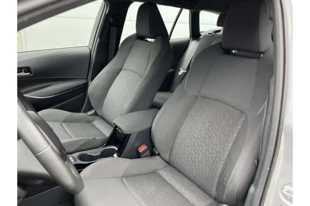 Toyota Corolla (2020) thumbnail 6