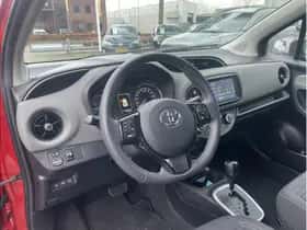 Toyota Yaris (2020) thumbnail 17
