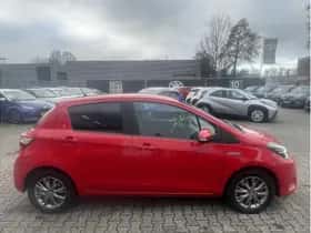 Toyota Yaris (2020) thumbnail 5