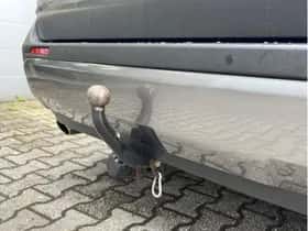 Toyota RAV4 (2019) thumbnail 2