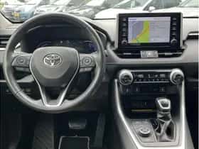 Toyota RAV4 (2019) thumbnail 3