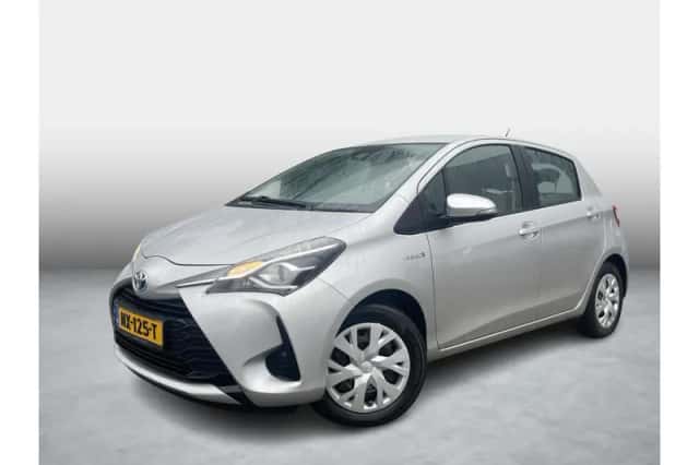 Toyota Yaris (2017) thumbnail 1