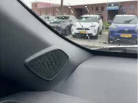 Toyota Yaris Cross (2022) thumbnail 23