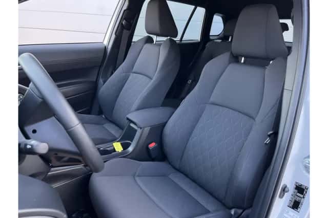 Toyota Corolla (2024) thumbnail 5