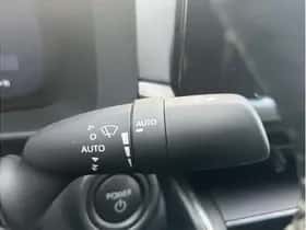 Toyota C-HR (2025) thumbnail 19
