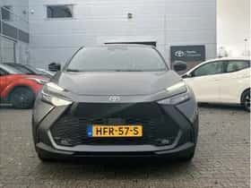 Toyota C-HR (2025) thumbnail 3