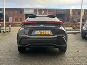 Toyota C-HR (2025) thumbnail 5