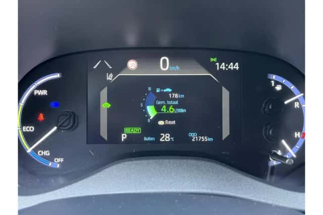 Toyota Yaris Cross (2023) thumbnail 5