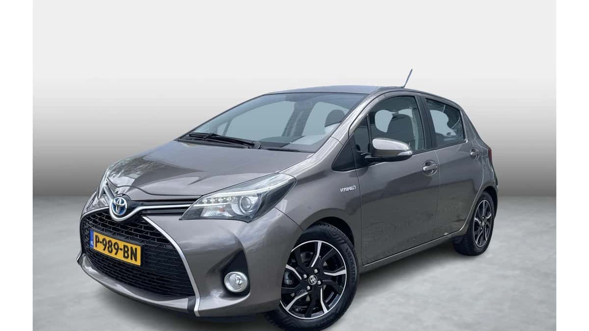 Toyota Yaris (2017) — foto 1