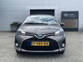 Toyota Yaris (2017) thumbnail 3