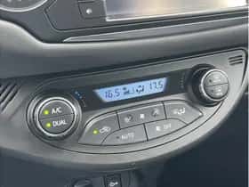 Toyota Yaris (2017) thumbnail 21
