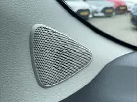 Toyota Yaris (2017) thumbnail 29