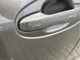 Toyota Yaris (2017) thumbnail 33