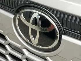 Toyota Corolla (2025) thumbnail 32