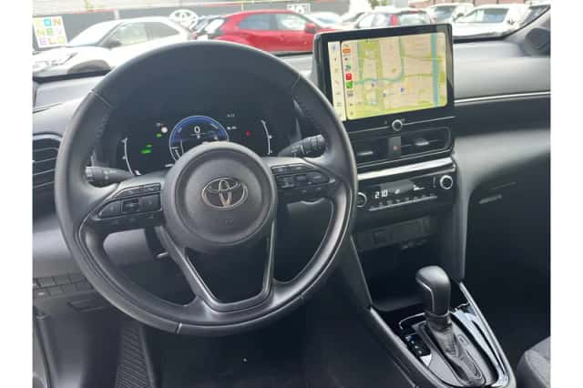 Toyota Yaris Cross (2025) thumbnail 3